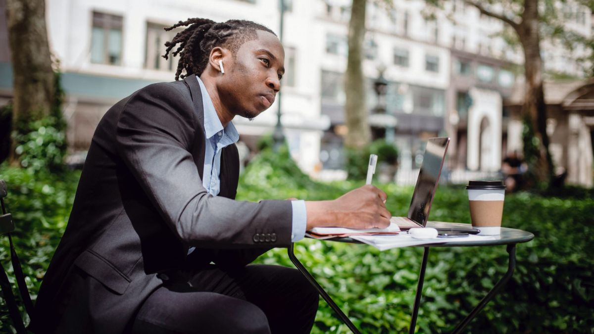 Research Methods in IS