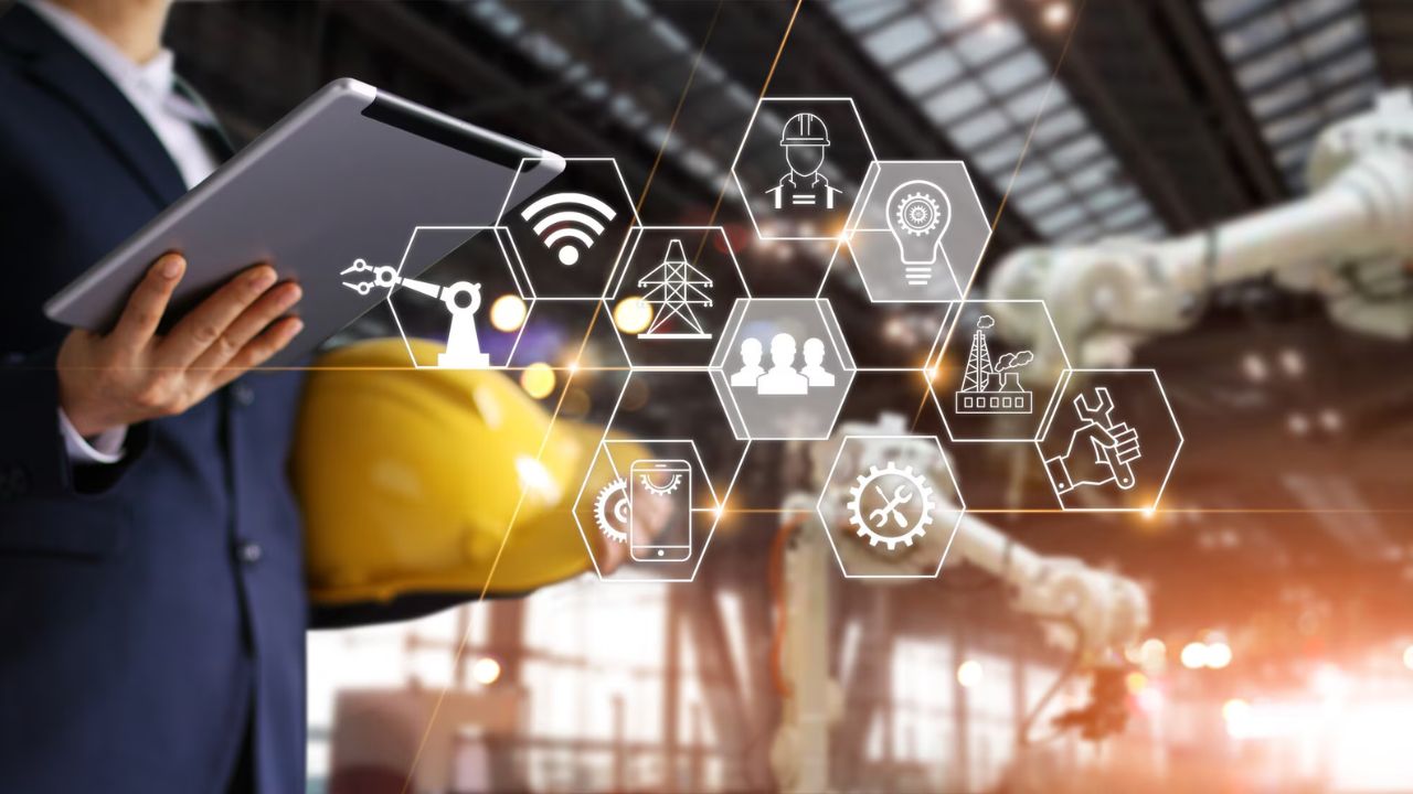 Dynamic Digital Environment